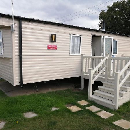 617 Seawick Hotel Jaywick Sands ภายนอก รูปภาพ