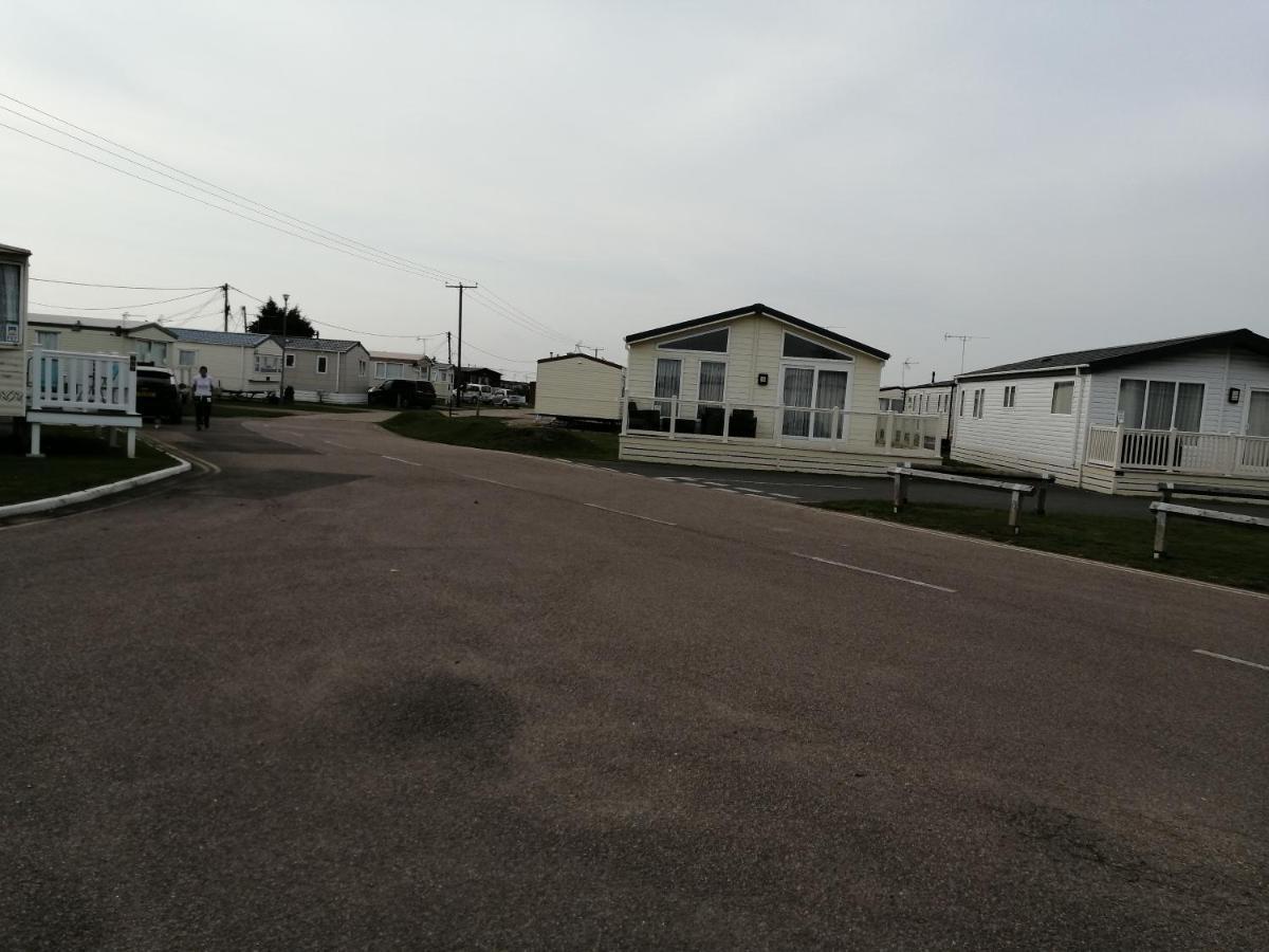 617 Seawick Hotel Jaywick Sands ภายนอก รูปภาพ