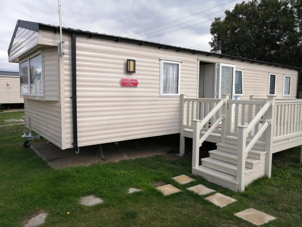 617 Seawick Hotel Jaywick Sands ภายนอก รูปภาพ
