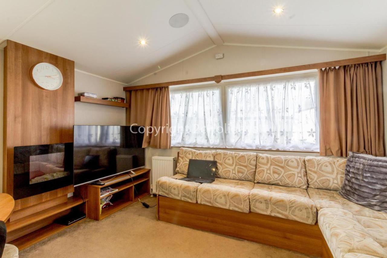 617 Seawick Hotel Jaywick Sands ภายนอก รูปภาพ