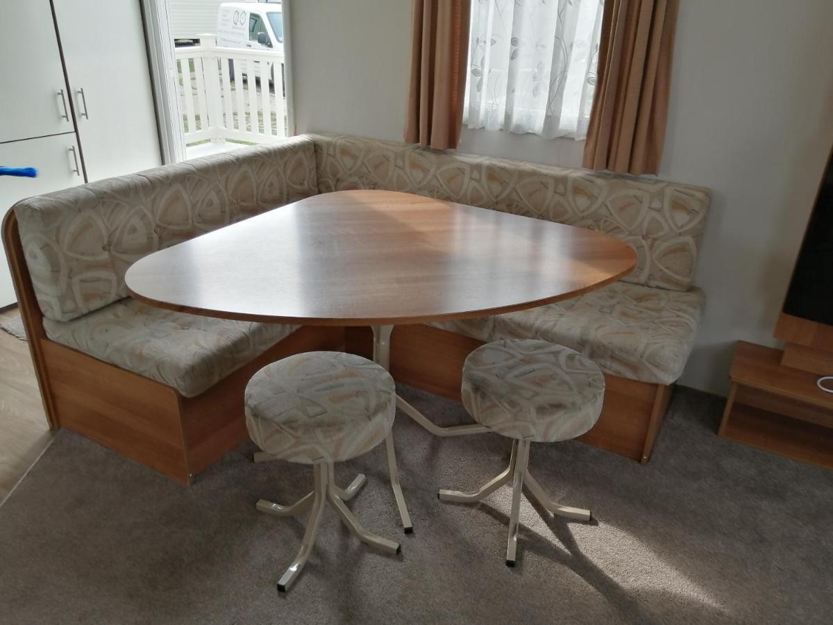 617 Seawick Hotel Jaywick Sands ภายนอก รูปภาพ