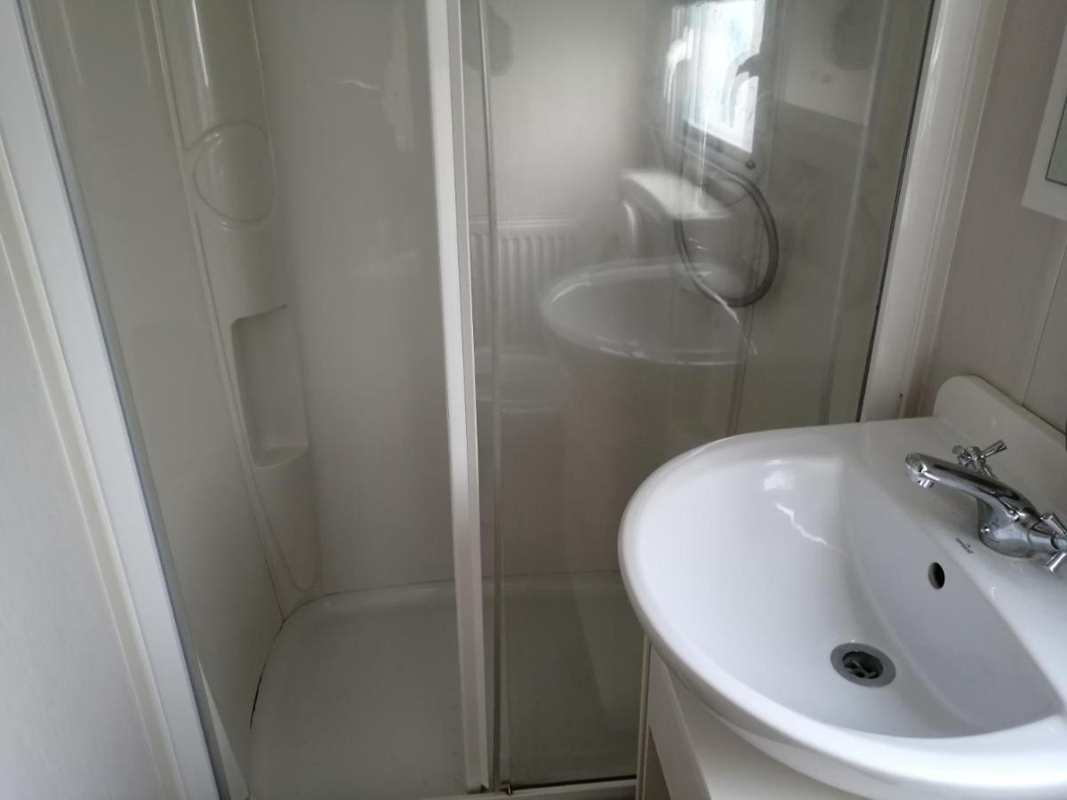 617 Seawick Hotel Jaywick Sands ภายนอก รูปภาพ