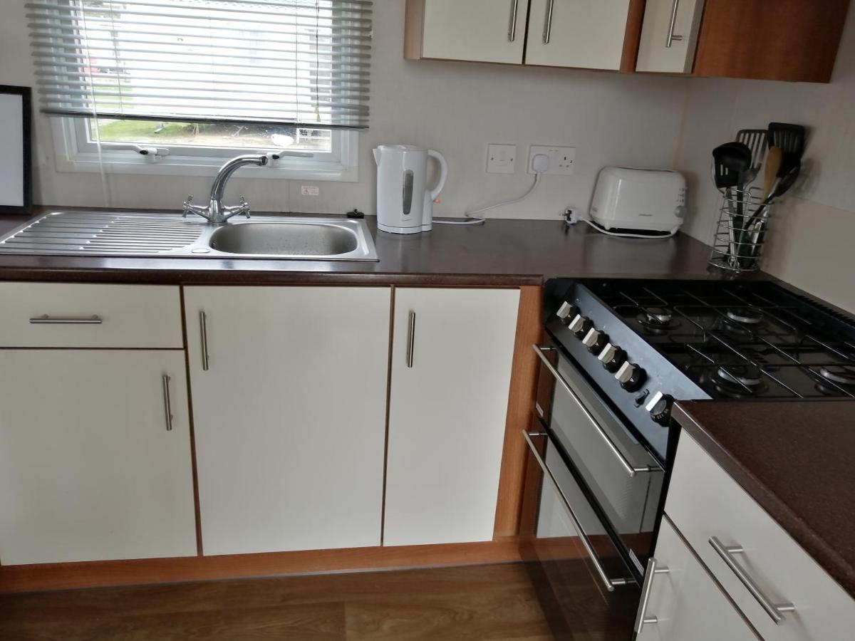 617 Seawick Hotel Jaywick Sands ภายนอก รูปภาพ