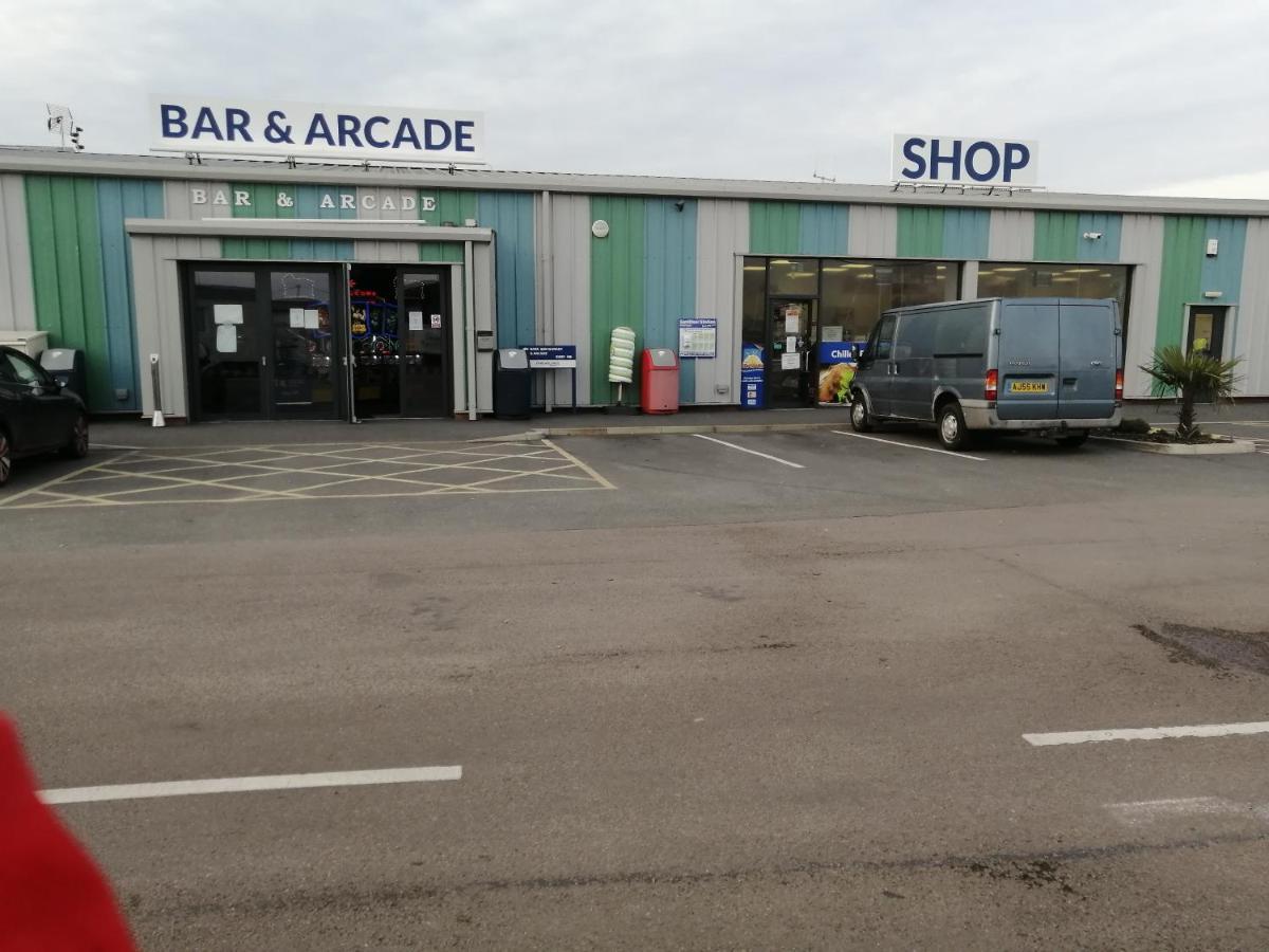 617 Seawick Hotel Jaywick Sands ภายนอก รูปภาพ