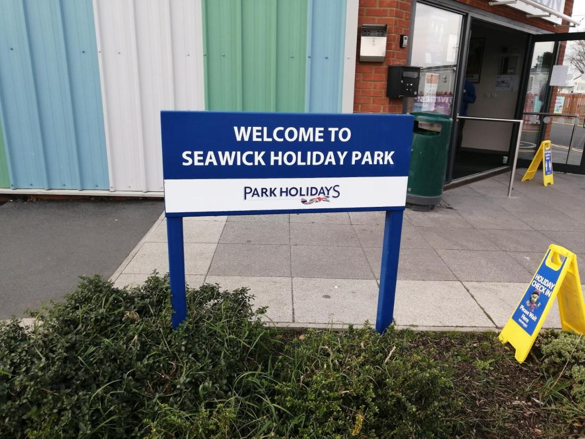 617 Seawick Hotel Jaywick Sands ภายนอก รูปภาพ