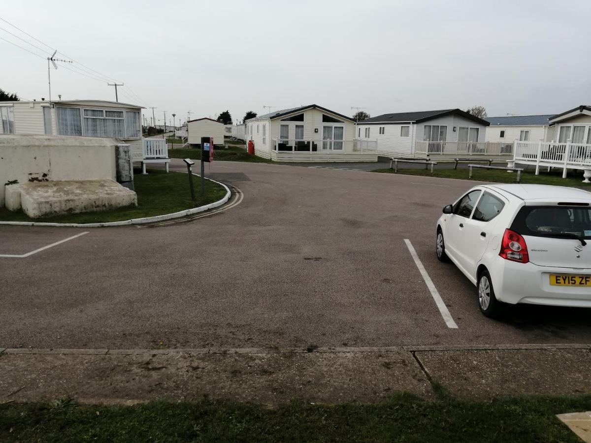 617 Seawick Hotel Jaywick Sands ภายนอก รูปภาพ